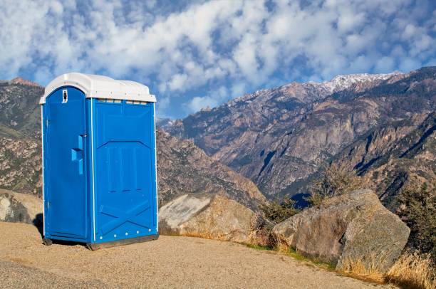 Portable Toilet Options We Offer in Batesville, TX